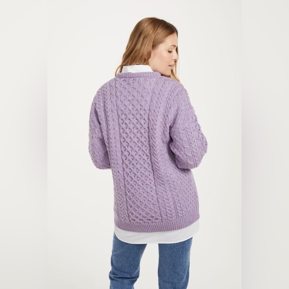 Carraig Donn Aran Knit Pure New Wool Sweater Made In Ireland - Picture 3 of 11